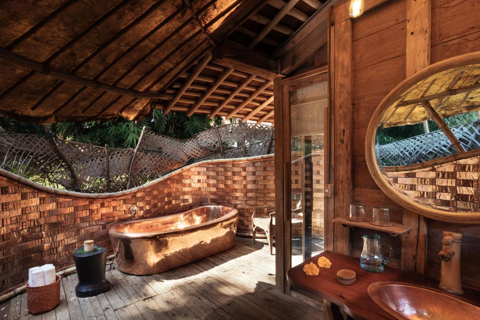 Bambu Indah Resort 5*