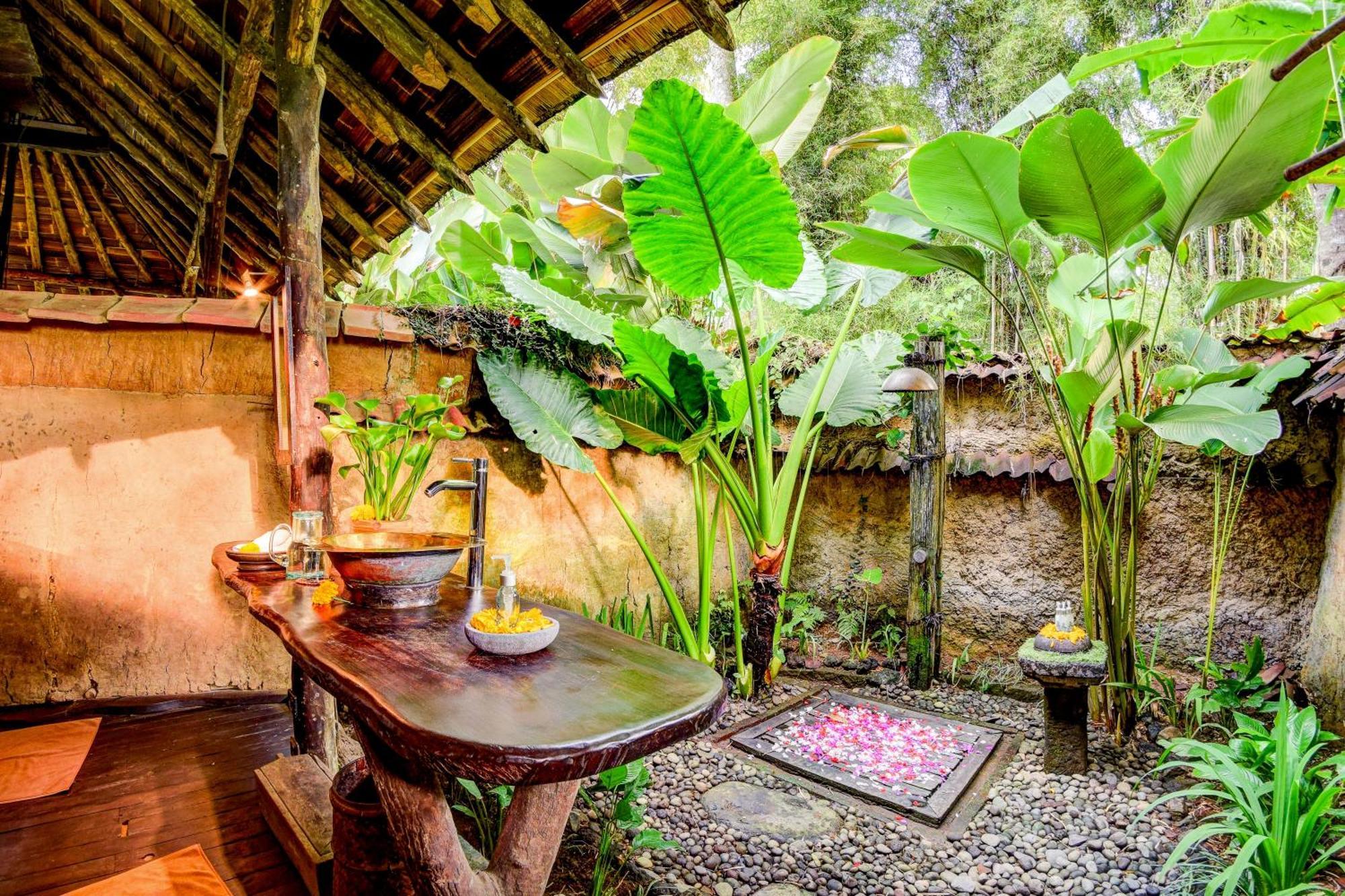 सहारा Bambu Indah